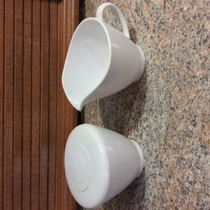 Vintage Melmac Set Sugar Lid Creamer Melamine White Pair Set Like new